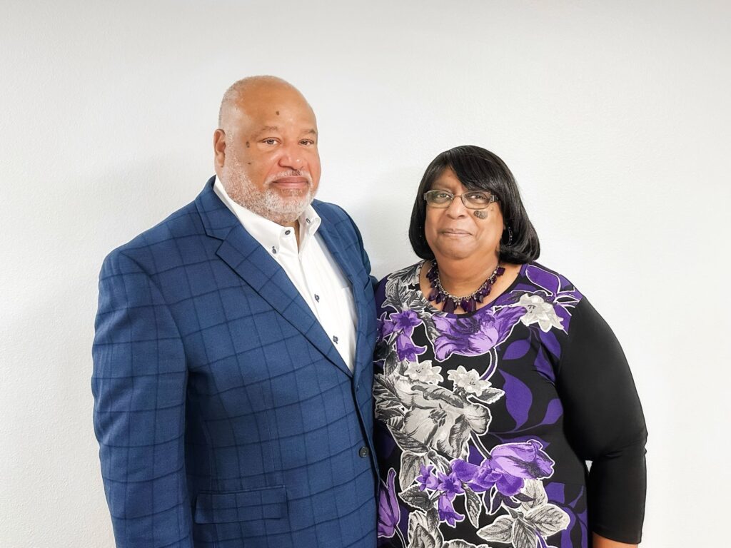 Ken & Pam Pimpton, Grapevine Church of Christ